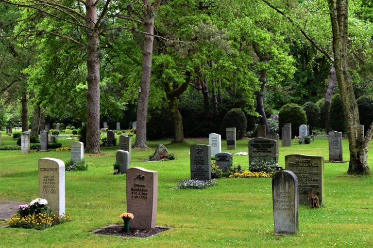 Sanovnik groblje – šta znači sanjati groblje?